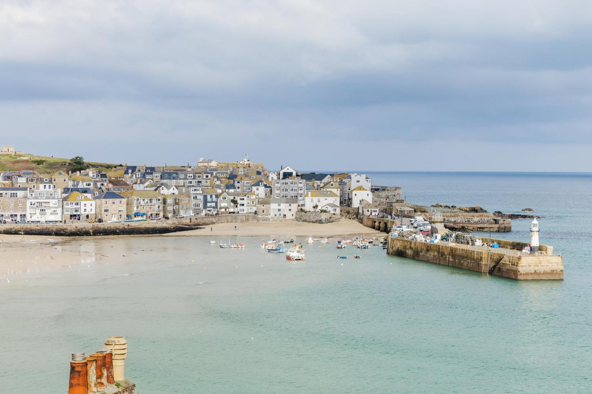 Carbis Bay - Luxury 3 Bed Penthouse Apartment With Sea Views Parking Sauna Balcony Exterior photo