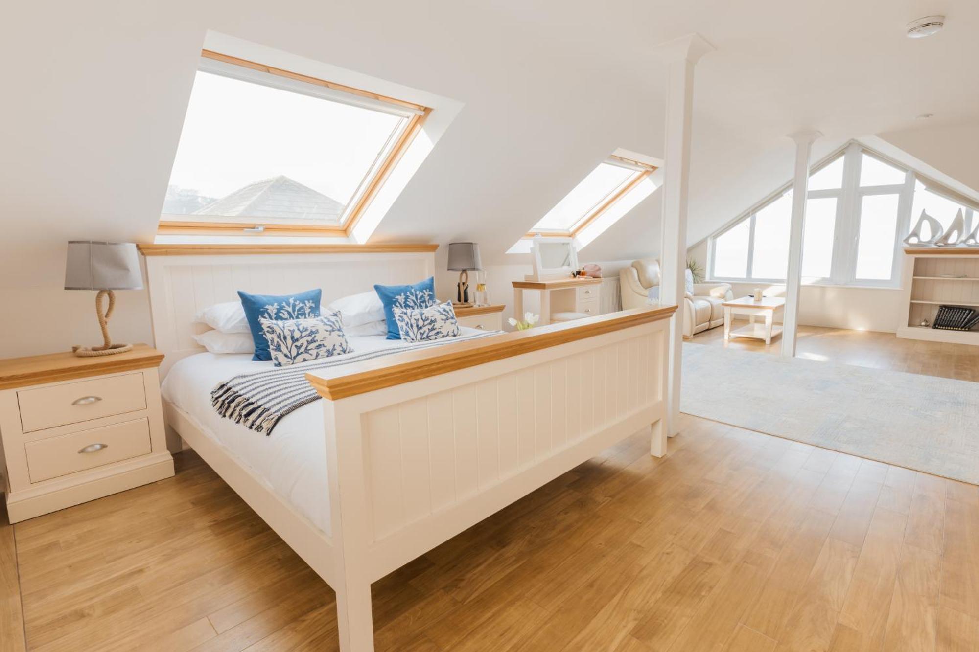 Carbis Bay - Luxury 3 Bed Penthouse Apartment With Sea Views Parking Sauna Balcony Exterior photo